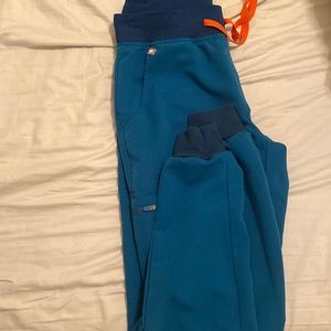 Used petite SMALL joggers figs